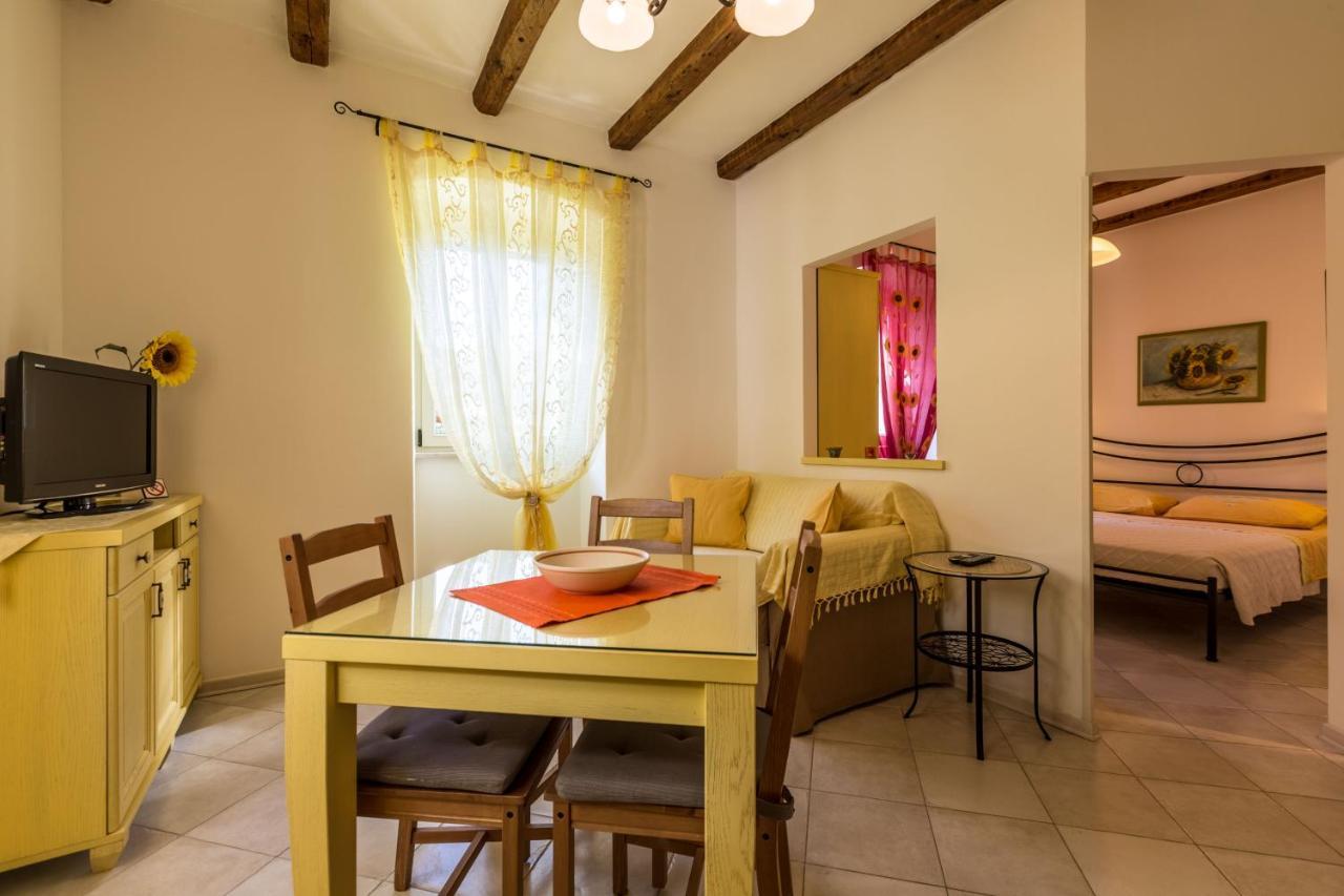 Apartments Casa Saina 로비니 외부 사진