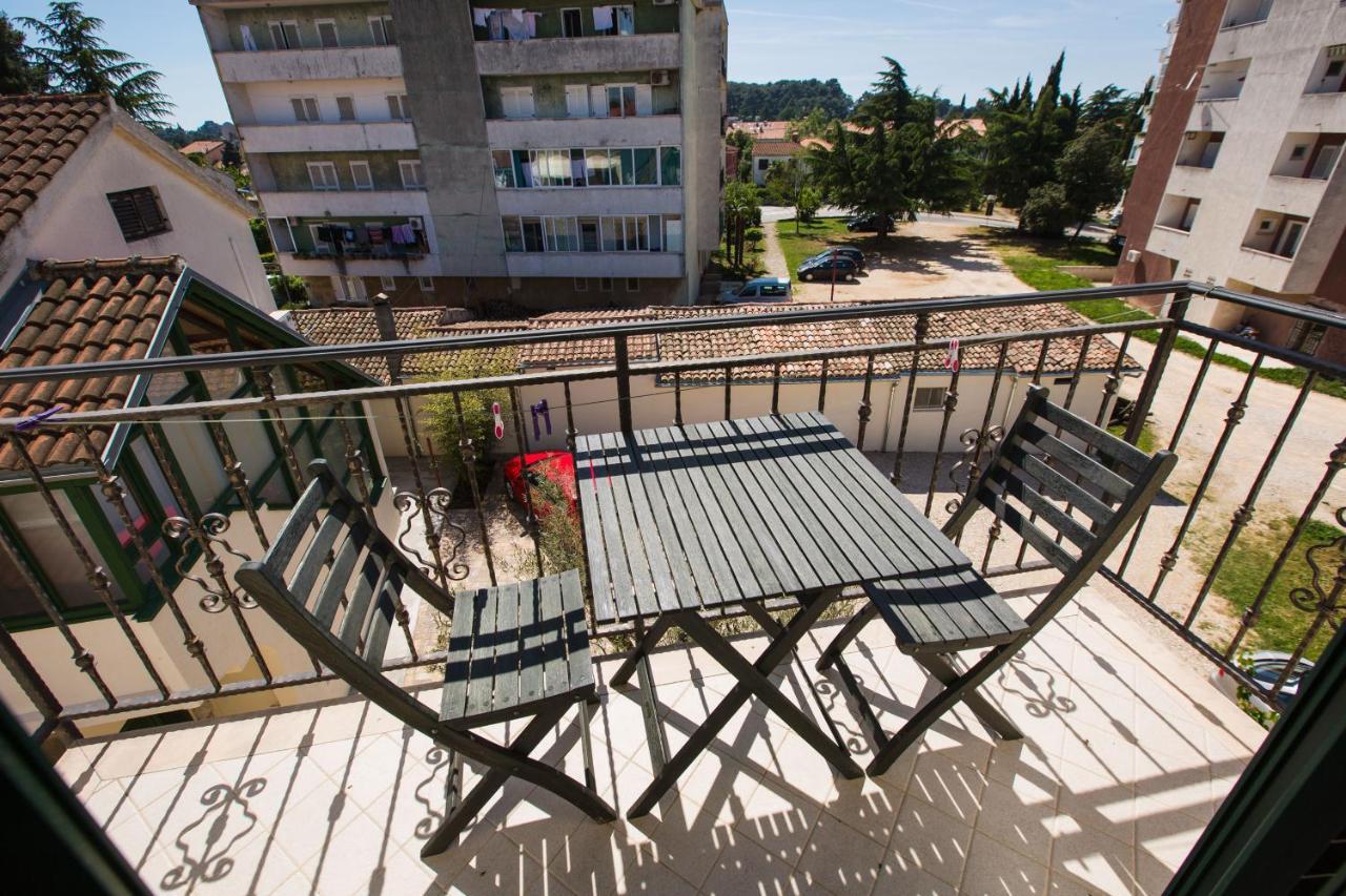 Apartments Casa Saina 로비니 외부 사진