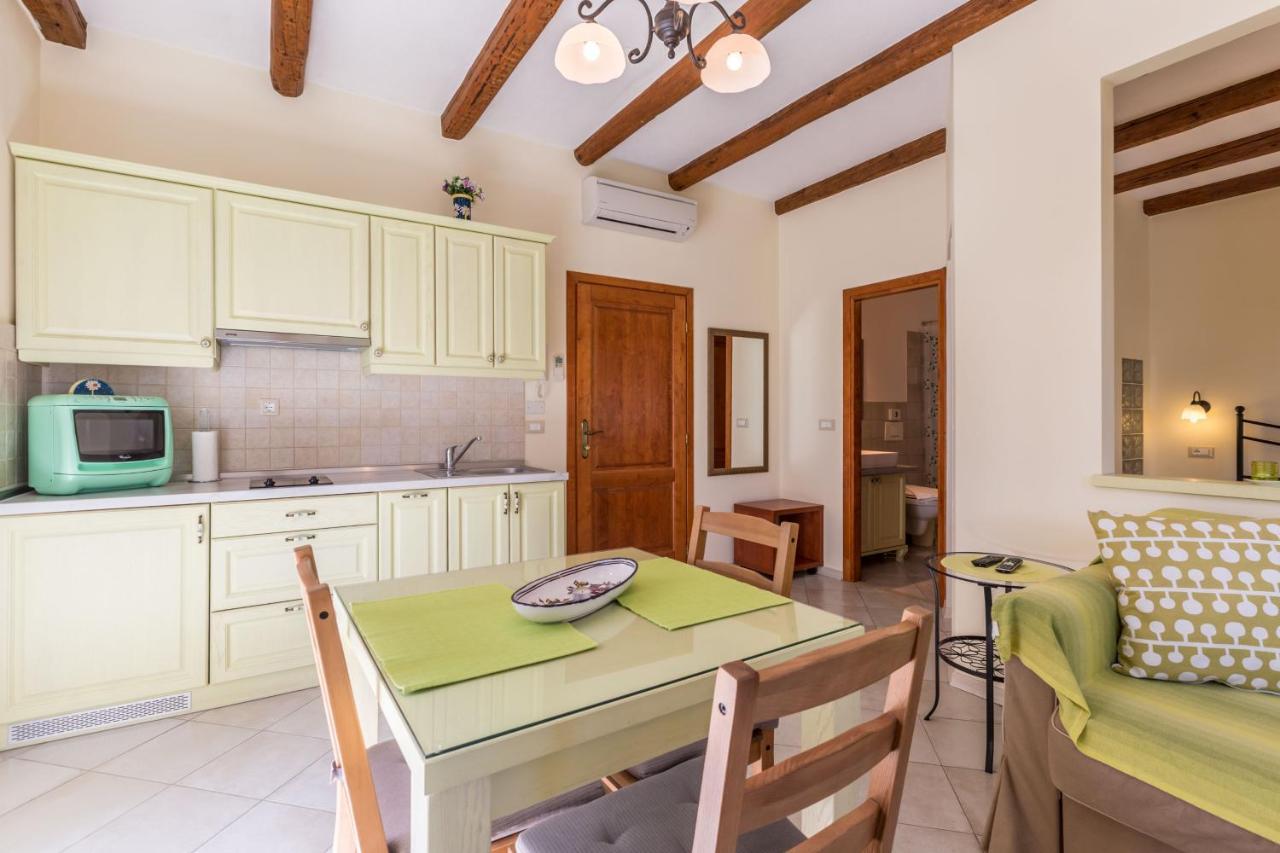 Apartments Casa Saina 로비니 외부 사진